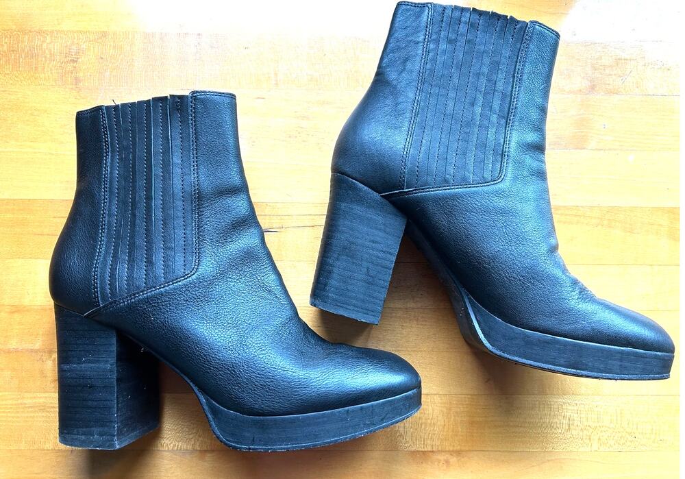 Eileen Fisher Harp Leather Platform Ankle Bootie Black Slip On Size 9